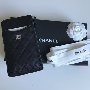 New Auth Chanel Phone Wallet Black Caviar Rare
